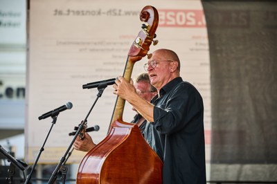 12-h-Konzert_2017©FranzGleiß.jpg