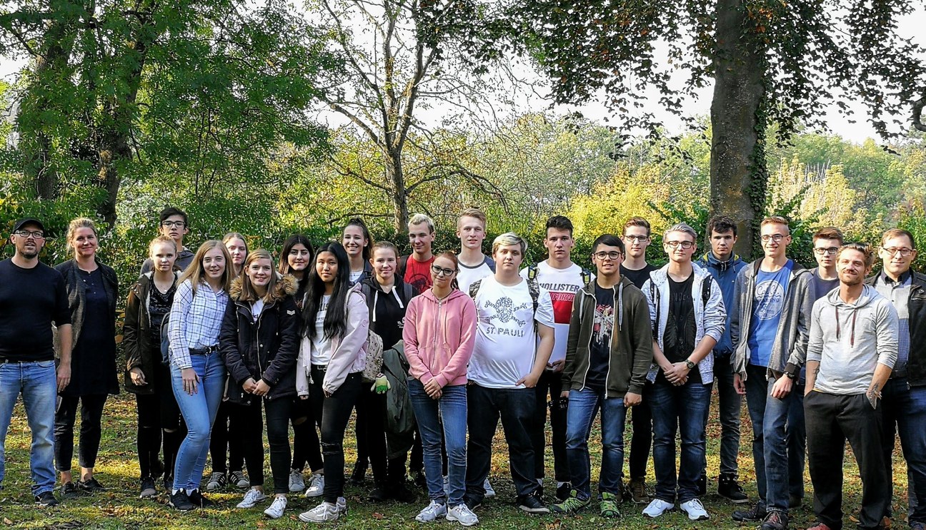 Kooperation: Schulprojekt mit SchülerInnen des SZ Ybbs - Teil 2 Kooperation: Schulprojekt mit SchülerInnen des SZ Ybbs - Teil 2