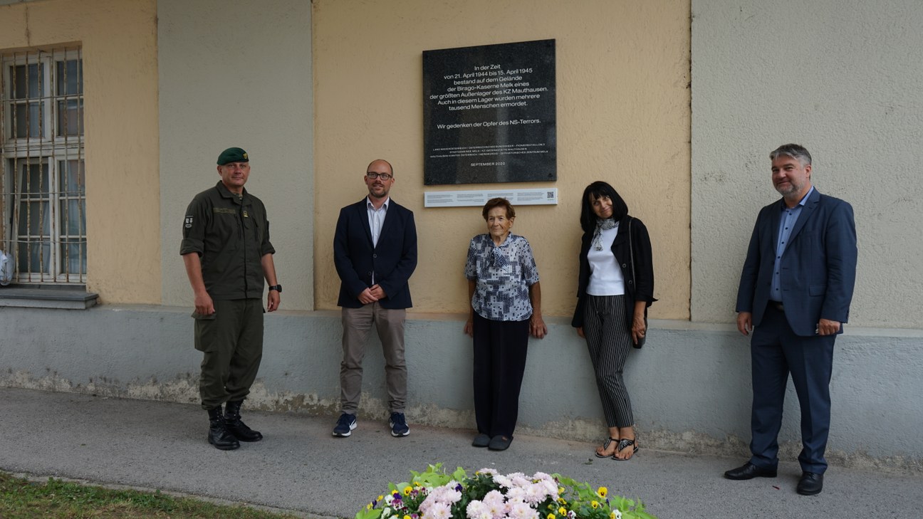Gedenktafel bei der Birago-Kaserne enthüllt Gedenktafel bei der Birago-Kaserne enthüllt